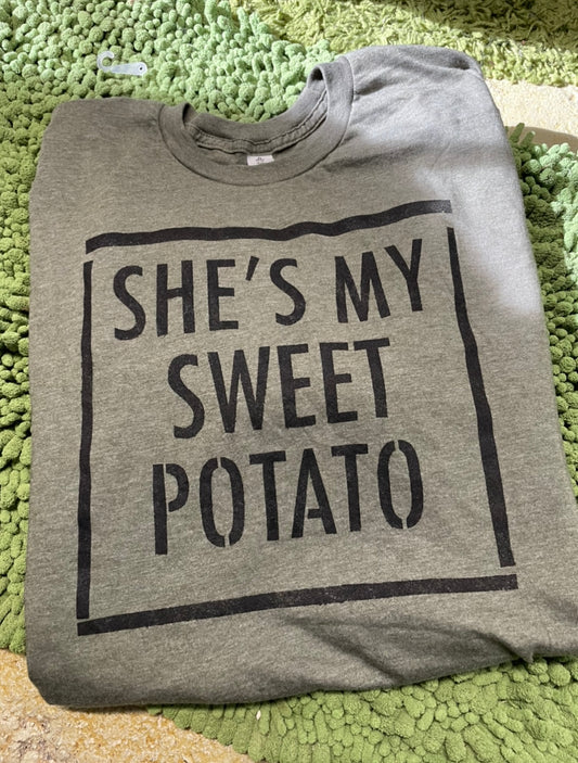 Thanksgiving T SHE'S MY SWEET POTATO