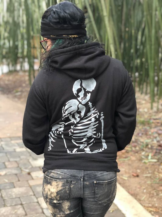 Hugging Skeletons zip Hooded Sweatshirt