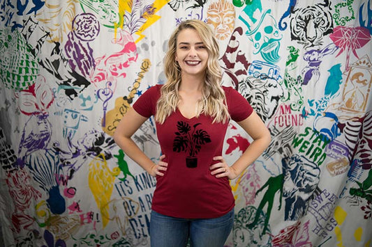 Monstera Ladies V-Neck T-shirt